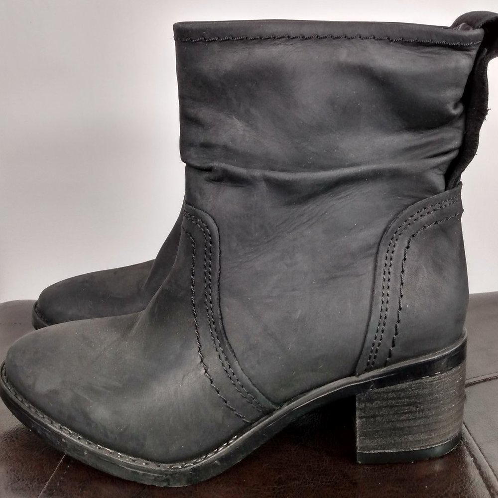 Steve Madden Black Ankle Boot Size:6M